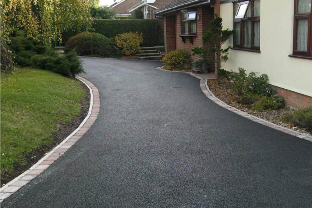 recently laid ashphalt driveway in Nottinghamshire